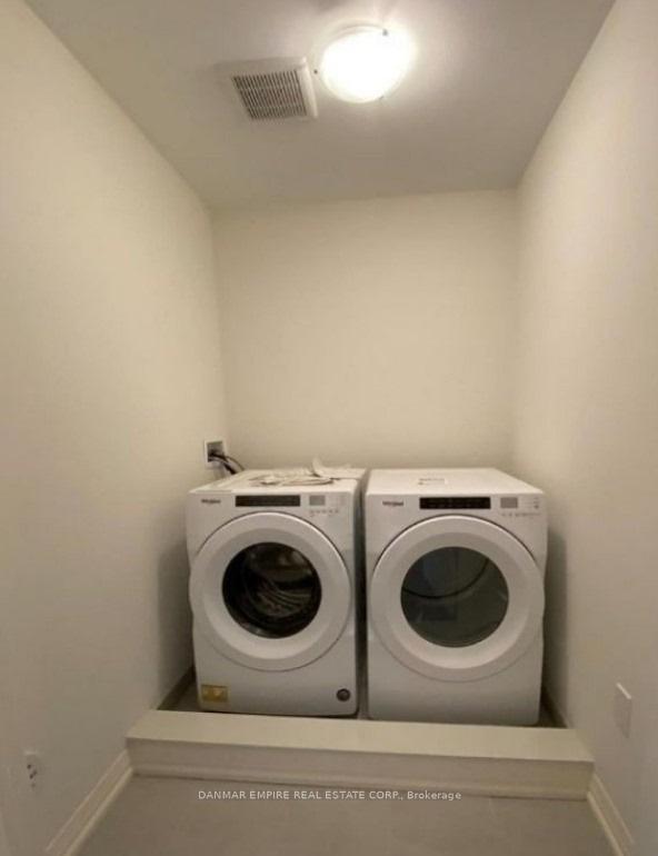 Photo 14 of 33 Cohen Way, Vaughan, Patterson — HOMEH
