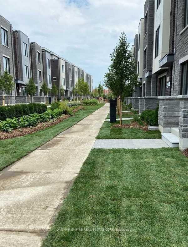 Photo 22 of 33 Cohen Way, Vaughan, Patterson — HOMEH