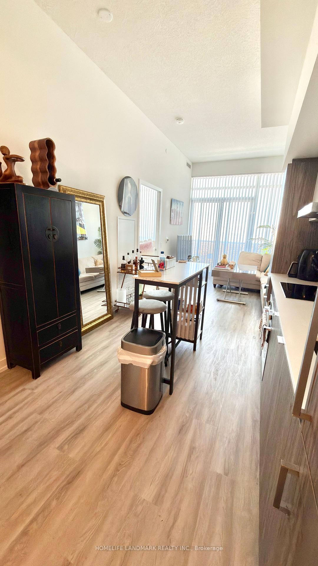 Photo 6 of Unit 5103, 55 Cooper Street, Toronto, Waterfront Communities — HOMEH