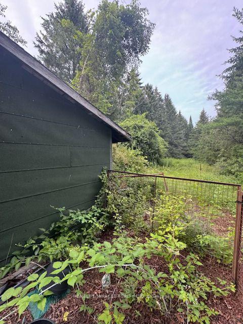 Photo 4 of 869 Townline Road N, Clarington, Rural Clarington — HOMEH