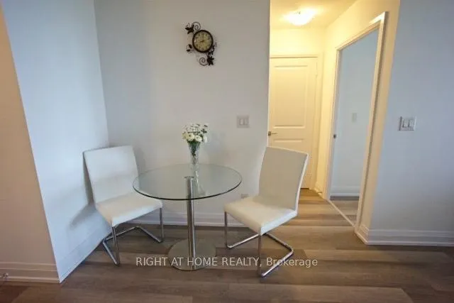 Photo 7 of Unit 1535, 7161 Yonge Street, Markham, Grandview — HOMEH
