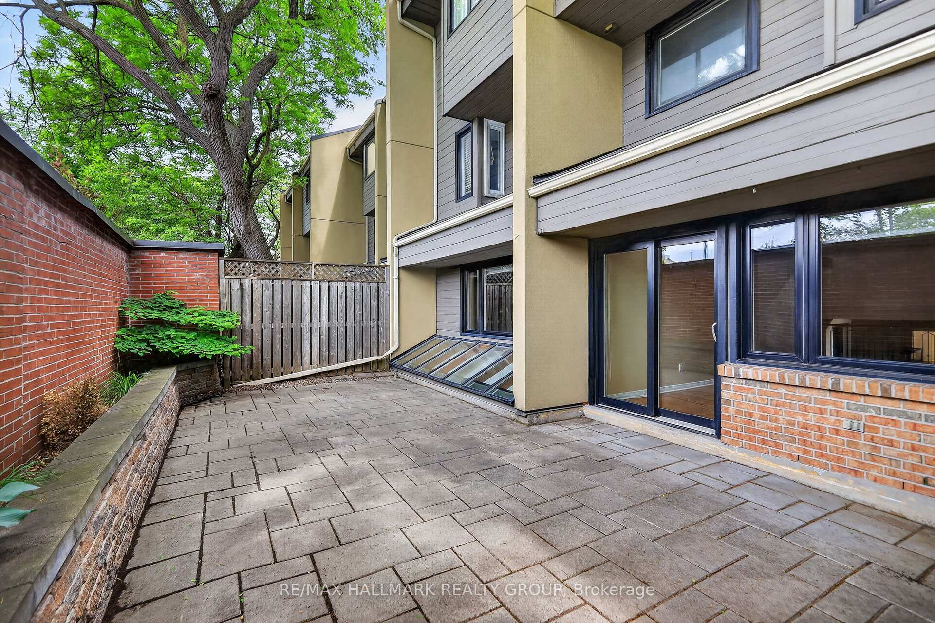 Photo 42 of Unit 22, 290 Cathcart Street, Ottawa, Lower Town — HOMEH