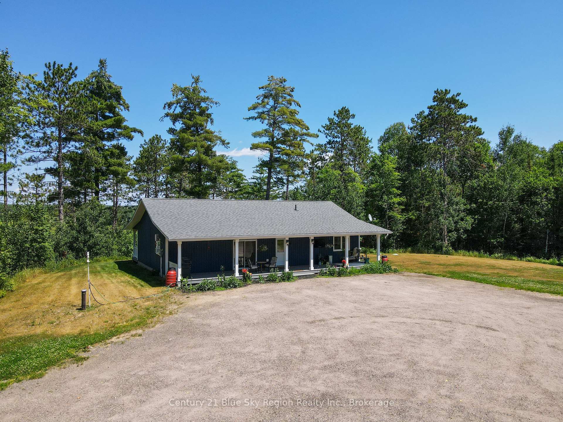 Photo of 649 Hazel Glen Road