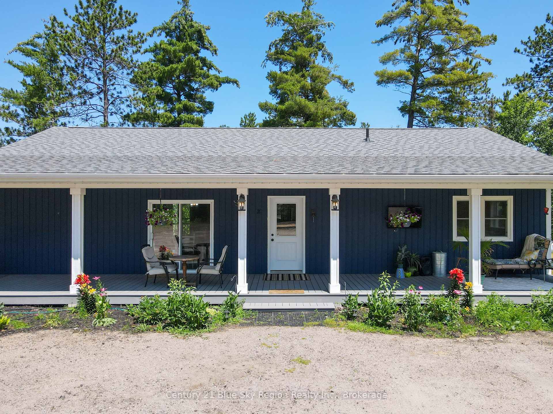 Photo 3 of 649 Hazel Glen Road, Callander — HOMEH