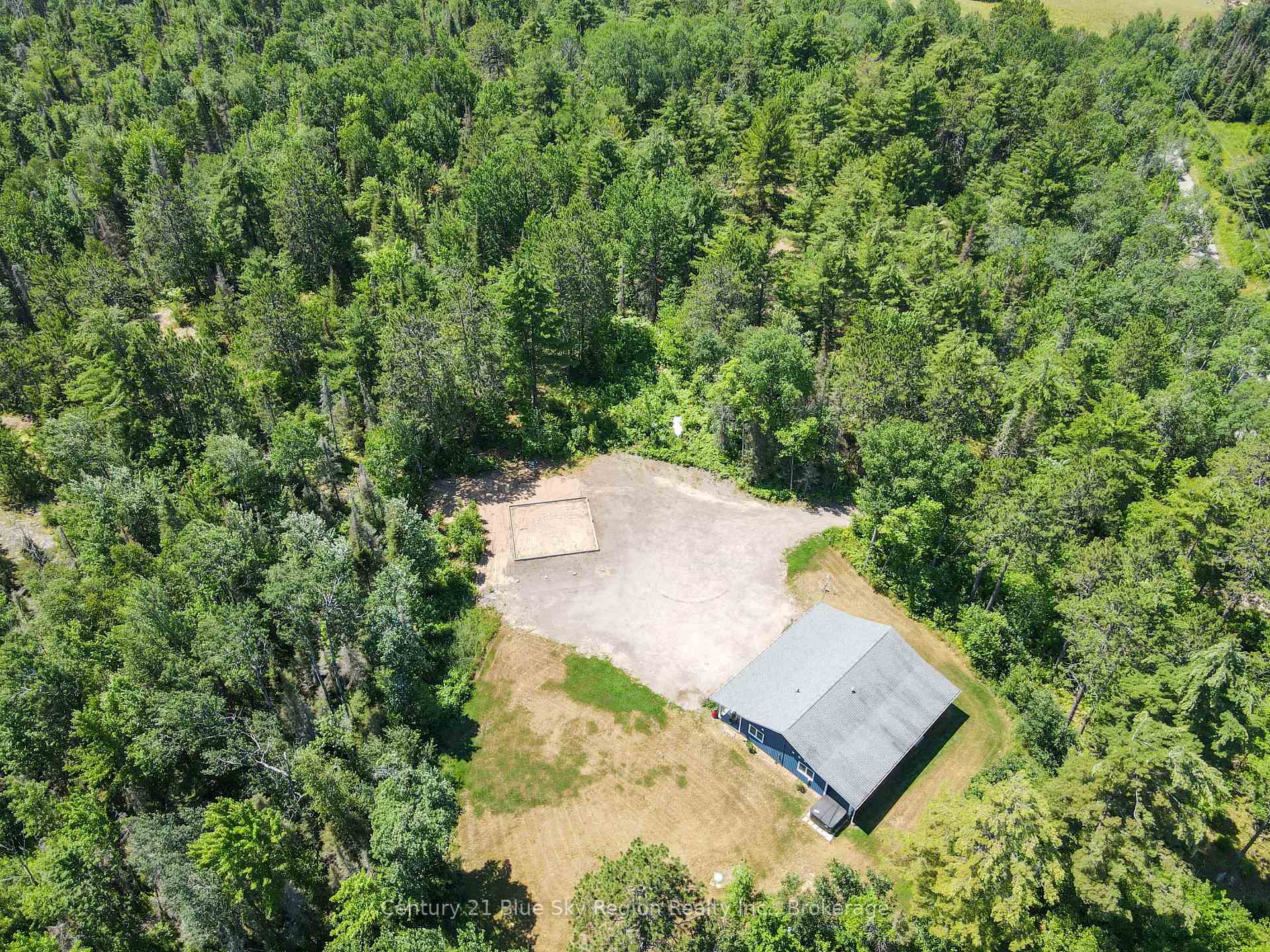 Photo 4 of 649 Hazel Glen Road, Callander — HOMEH