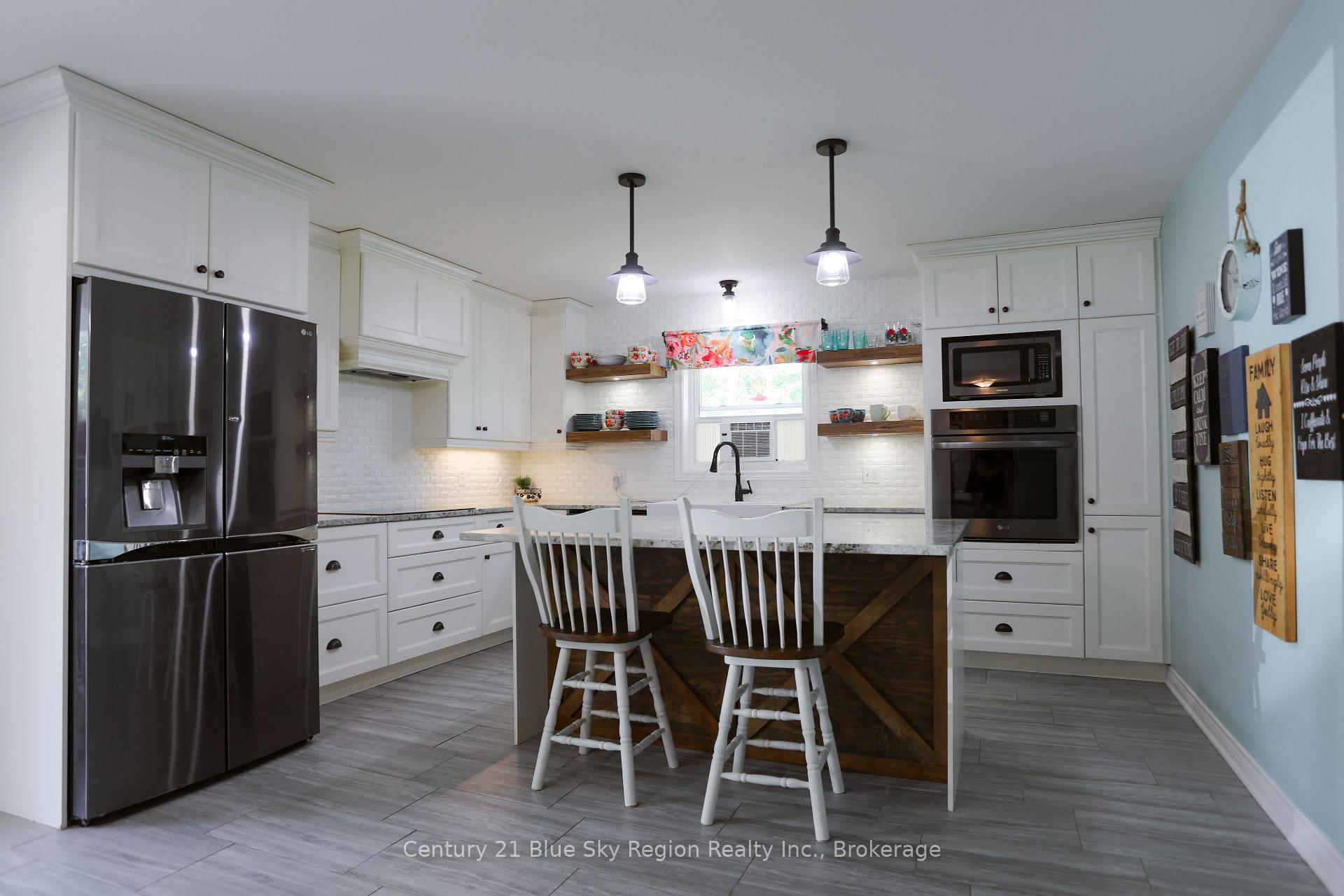 Photo 12 of 649 Hazel Glen Road, Callander — HOMEH
