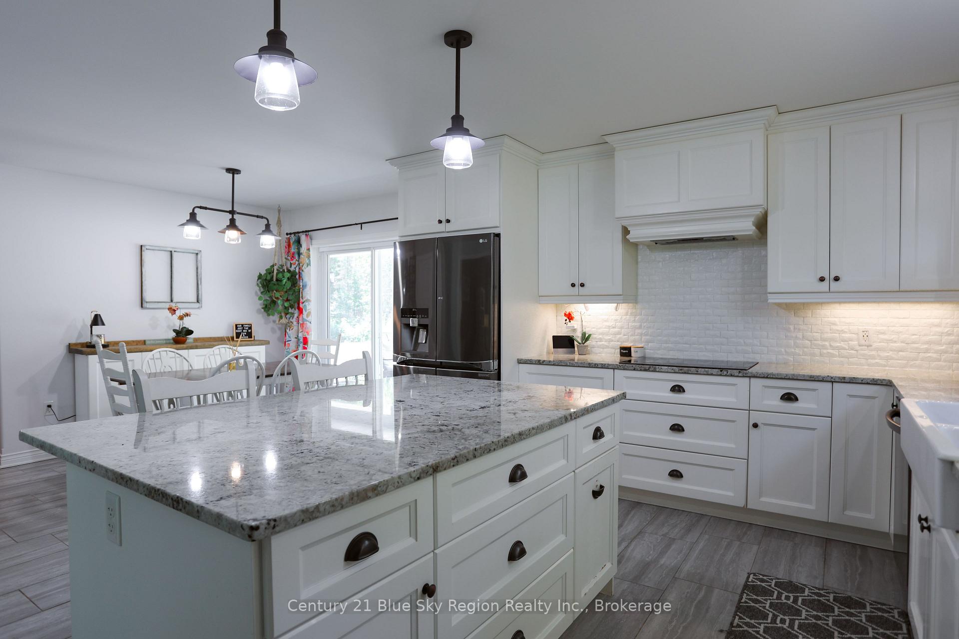Photo 13 of 649 Hazel Glen Road, Callander — HOMEH