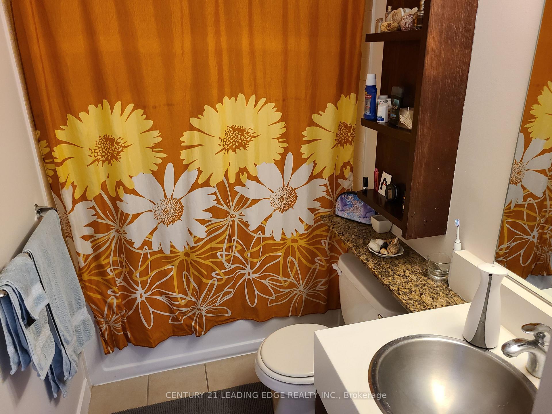 Photo 3 of Unit 5206, 35 Mariner Terrace, Toronto, Waterfront Communities — HOMEH