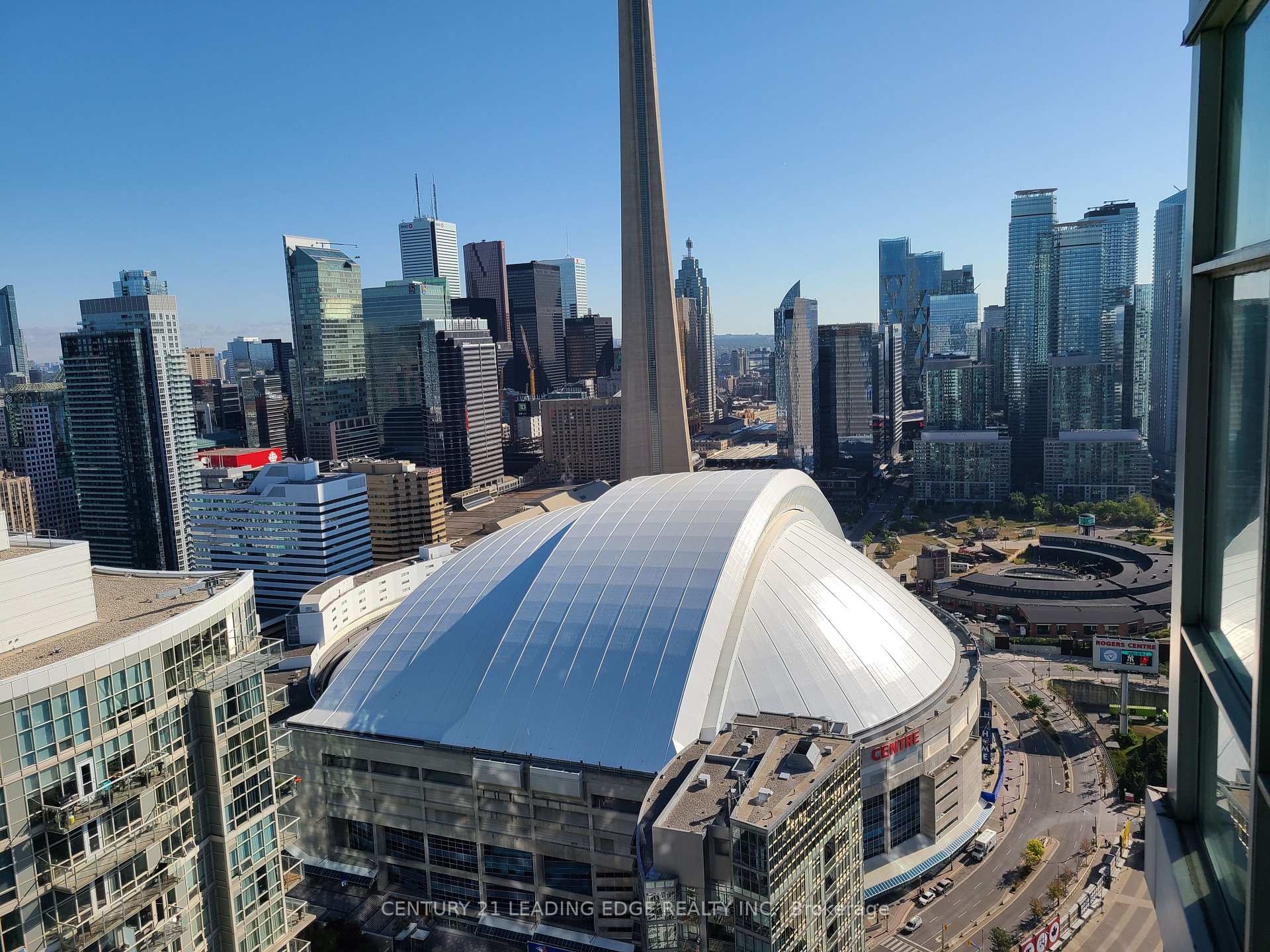 Photo 9 of Unit 5206, 35 Mariner Terrace, Toronto, Waterfront Communities — HOMEH