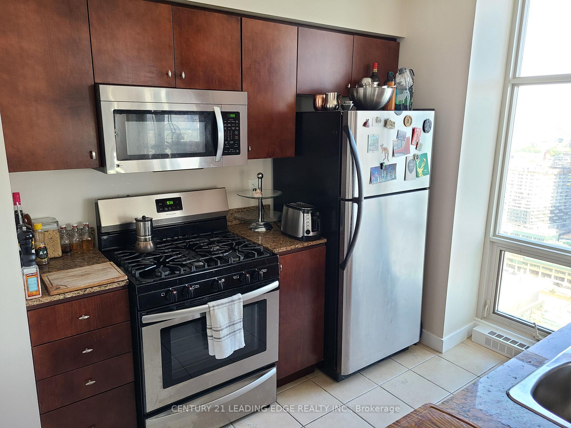 Photo 12 of Unit 5206, 35 Mariner Terrace, Toronto, Waterfront Communities — HOMEH