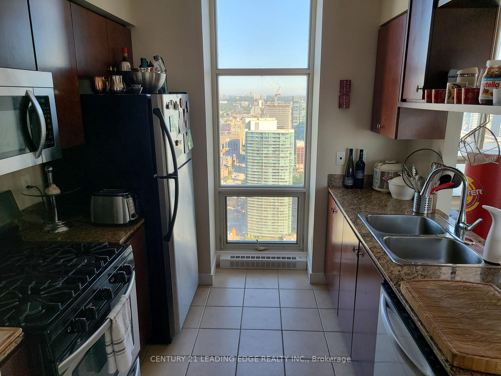 Photo 13 of Unit 5206, 35 Mariner Terrace, Toronto, Waterfront Communities — HOMEH