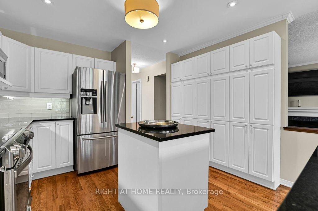 Photo 10 of 6191 Ravine Way, Ottawa, Convent Glen — HOMEH
