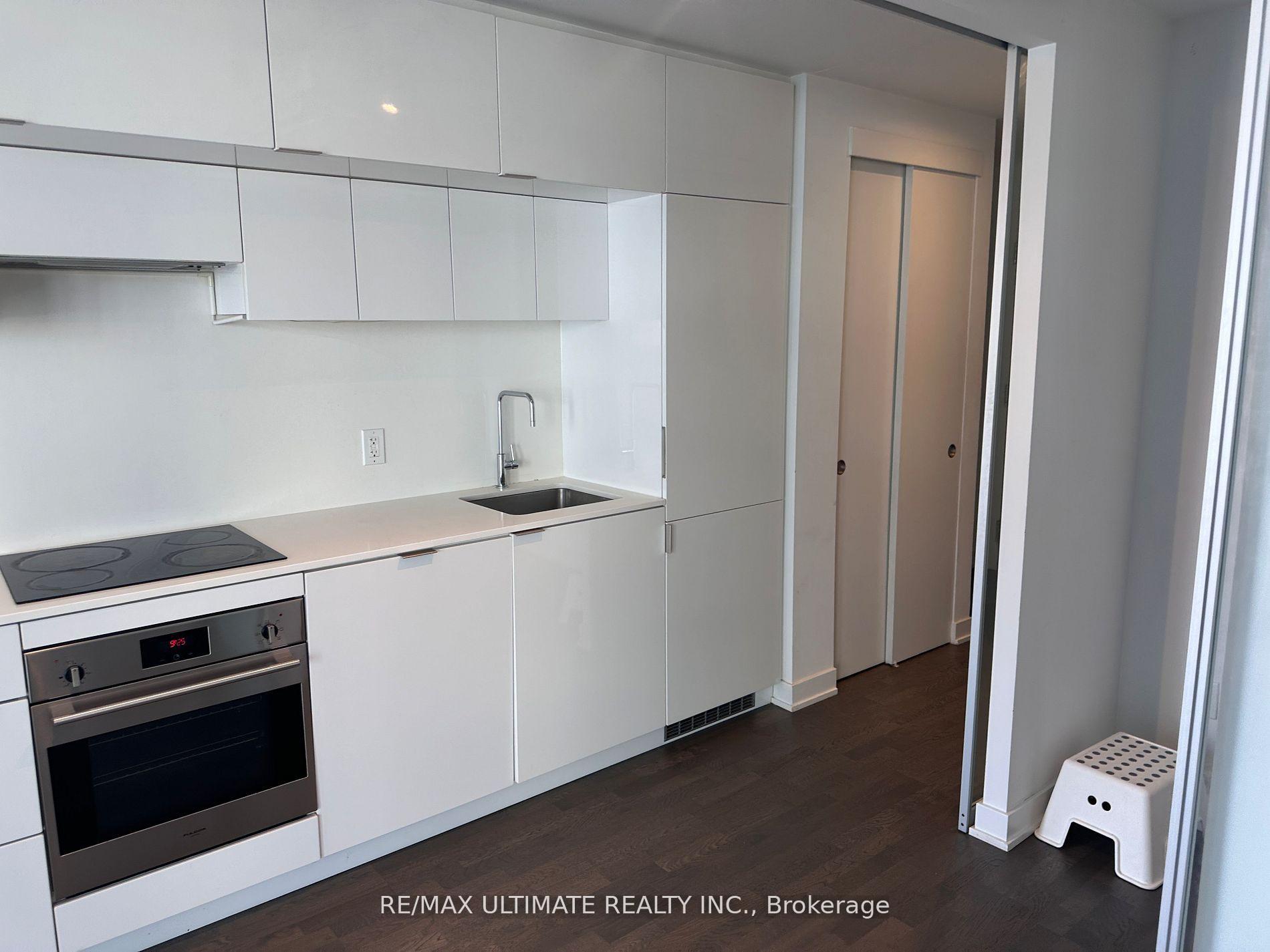 Photo 6 of Unit 1902, 185 Roehampton Avenue, Toronto, Mount Pleasant West — HOMEH