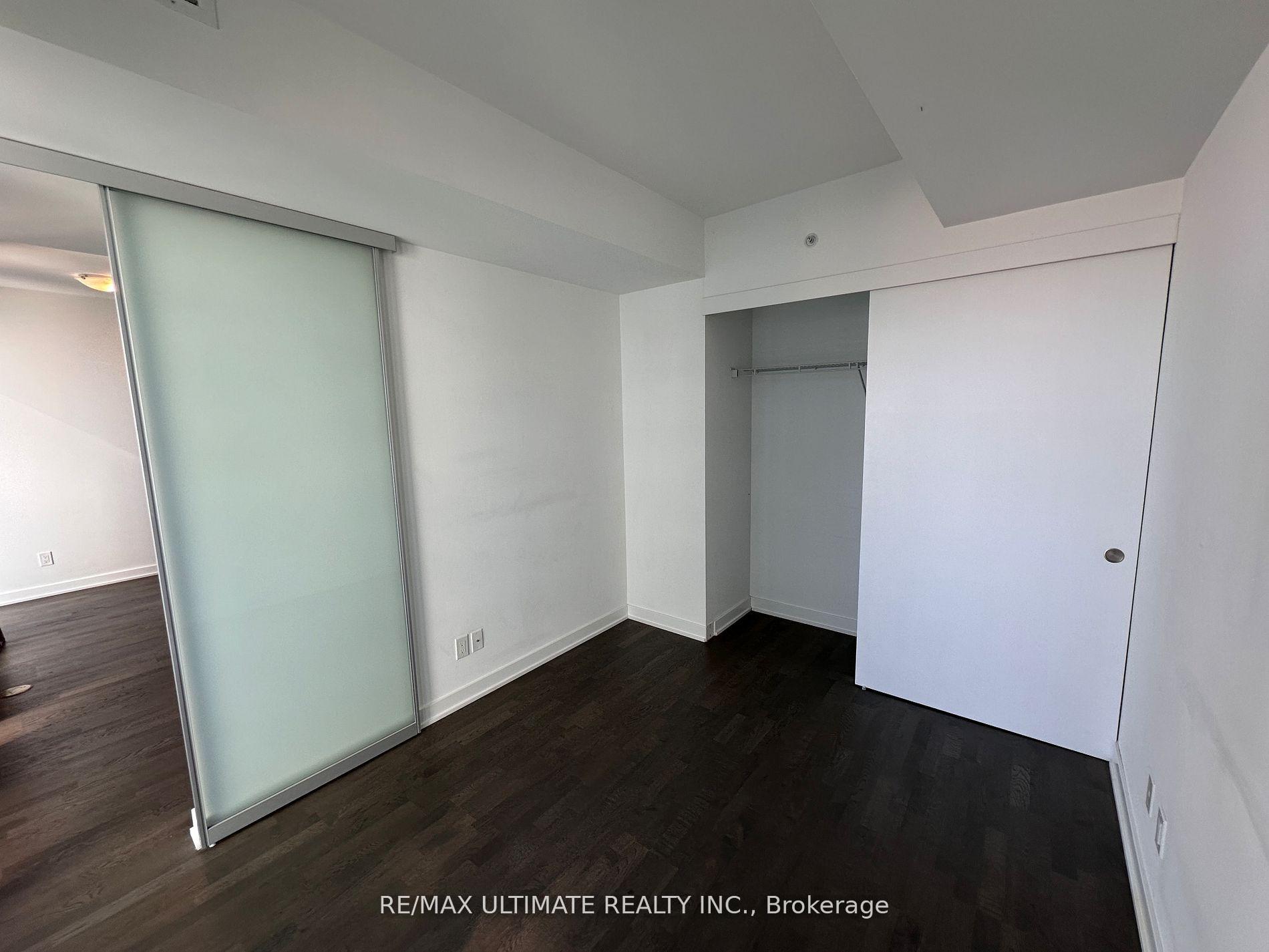 Photo 9 of Unit 1902, 185 Roehampton Avenue, Toronto, Mount Pleasant West — HOMEH