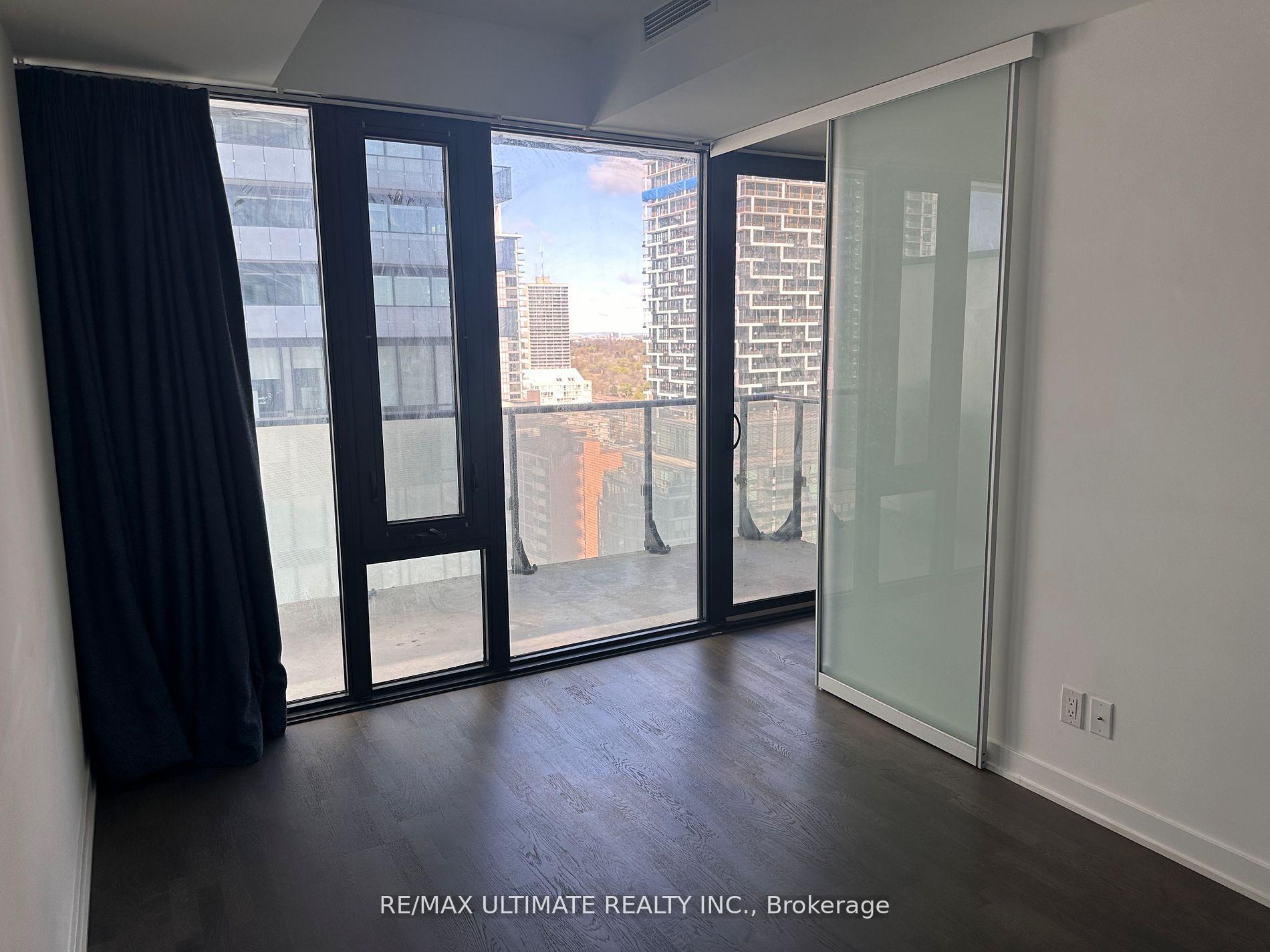 Photo 10 of Unit 1902, 185 Roehampton Avenue, Toronto, Mount Pleasant West — HOMEH