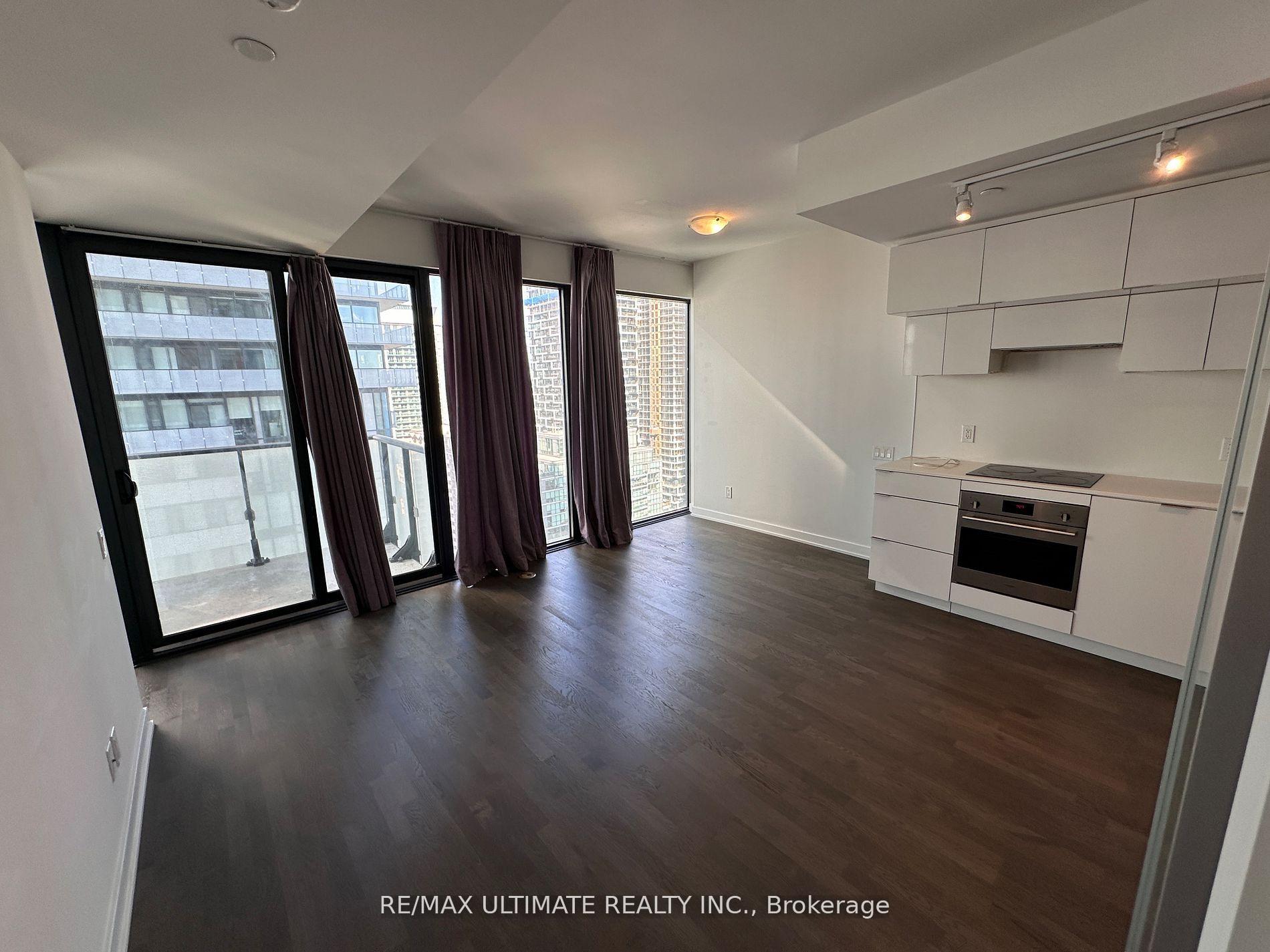 Photo 13 of Unit 1902, 185 Roehampton Avenue, Toronto, Mount Pleasant West — HOMEH