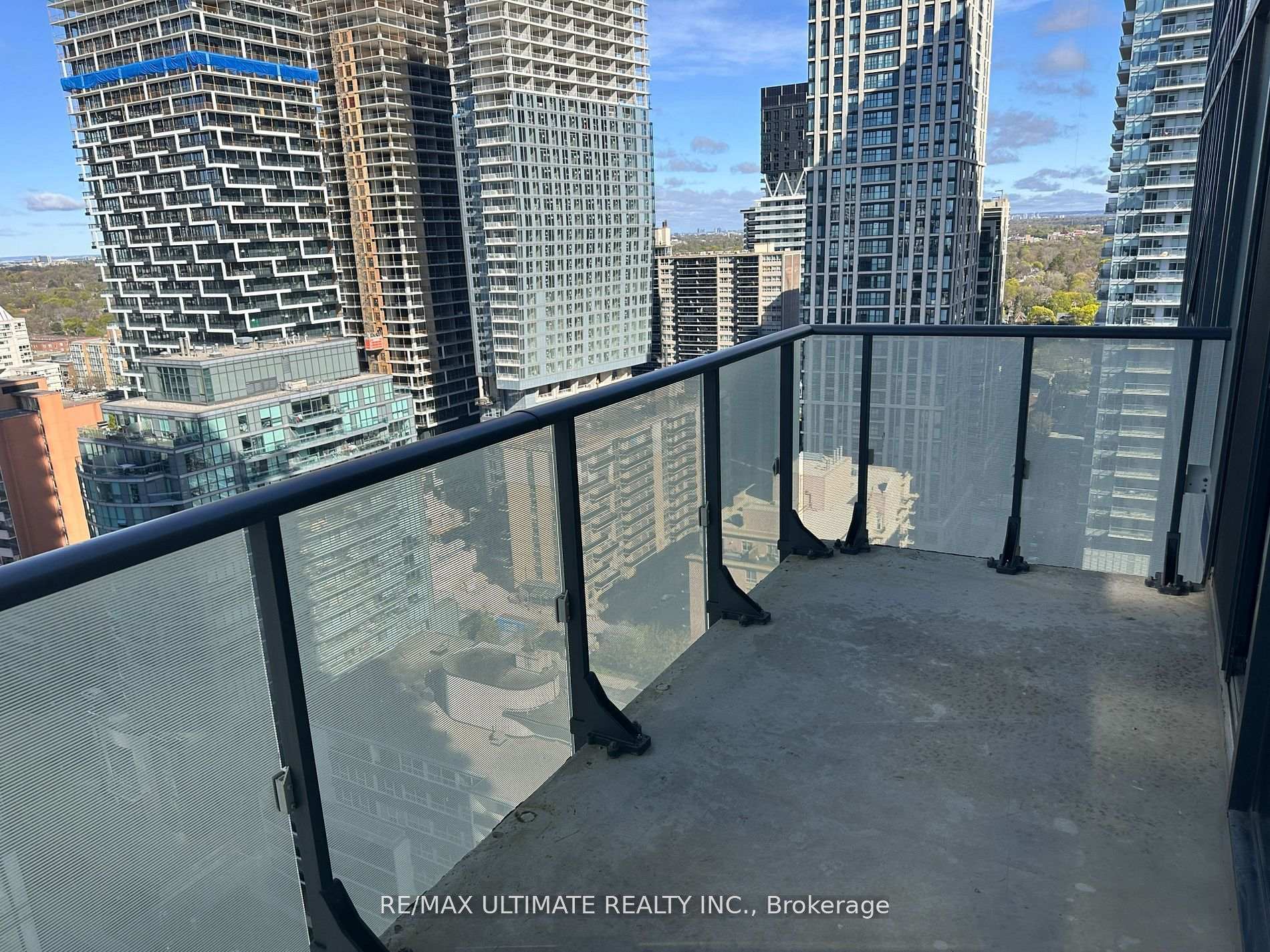 Photo 14 of Unit 1902, 185 Roehampton Avenue, Toronto, Mount Pleasant West — HOMEH