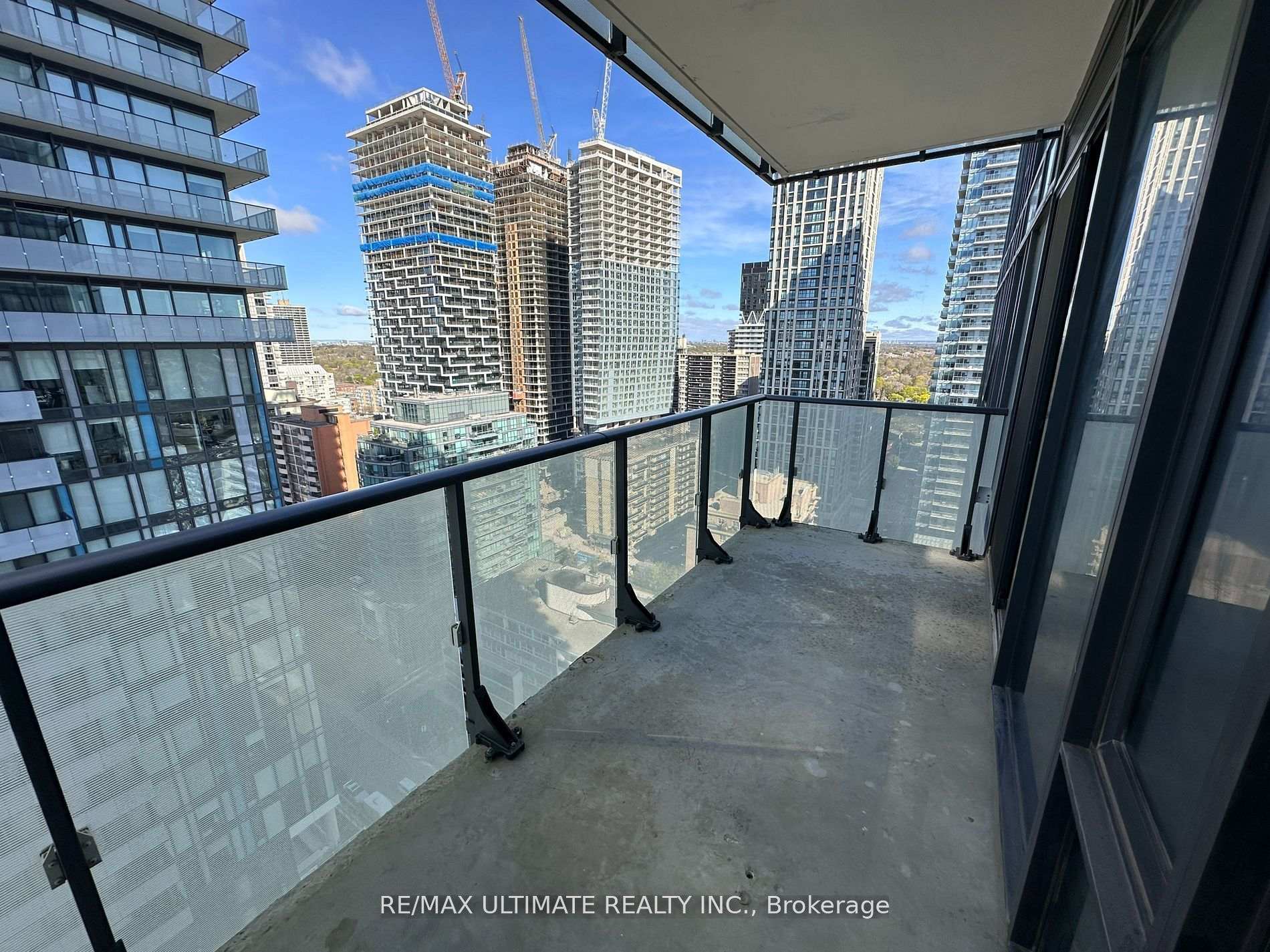 Photo 15 of Unit 1902, 185 Roehampton Avenue, Toronto, Mount Pleasant West — HOMEH