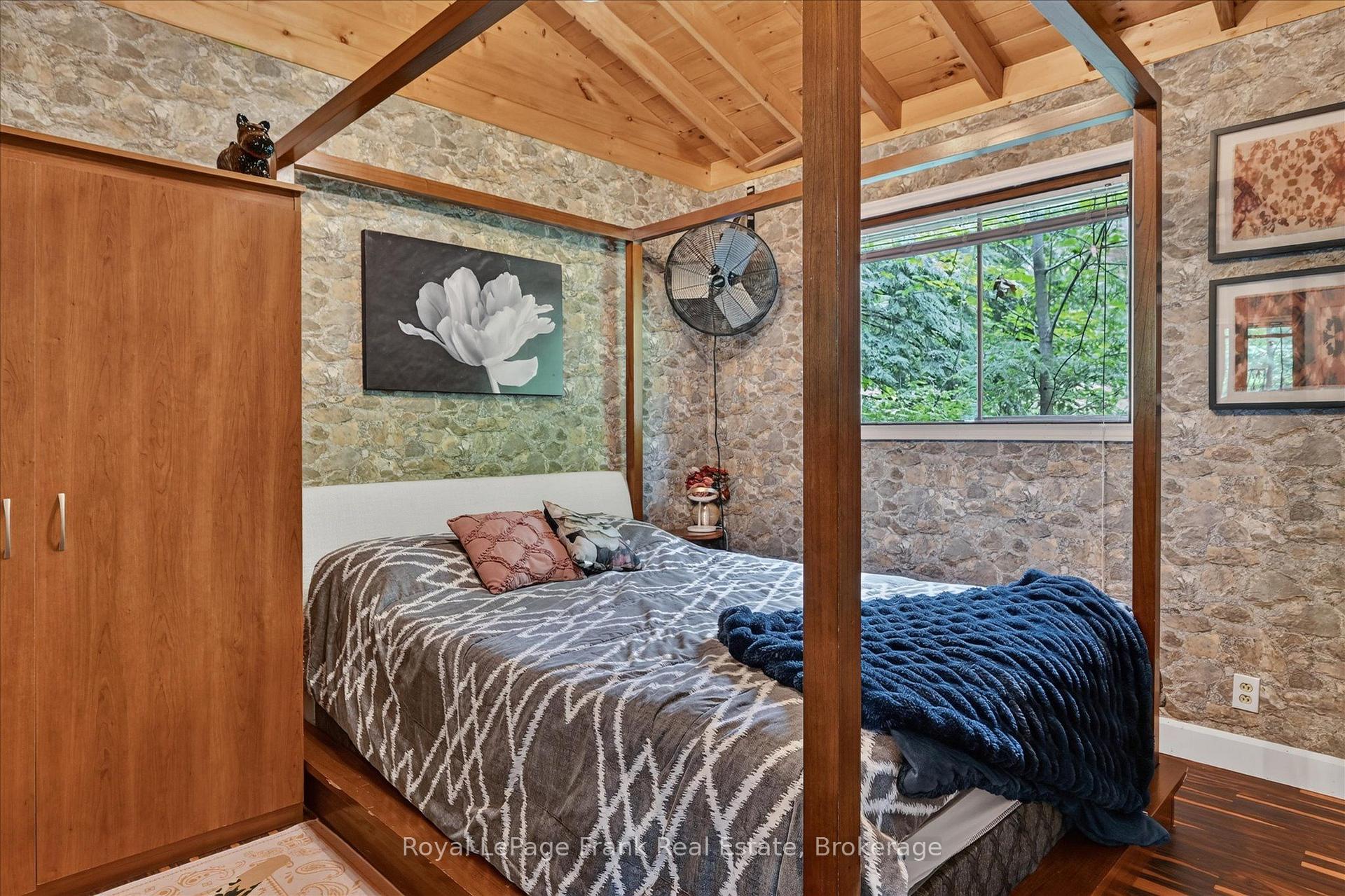 Photo 31 of 442 Island 7 Stoney Lake, Douro-Dummer — HOMEH