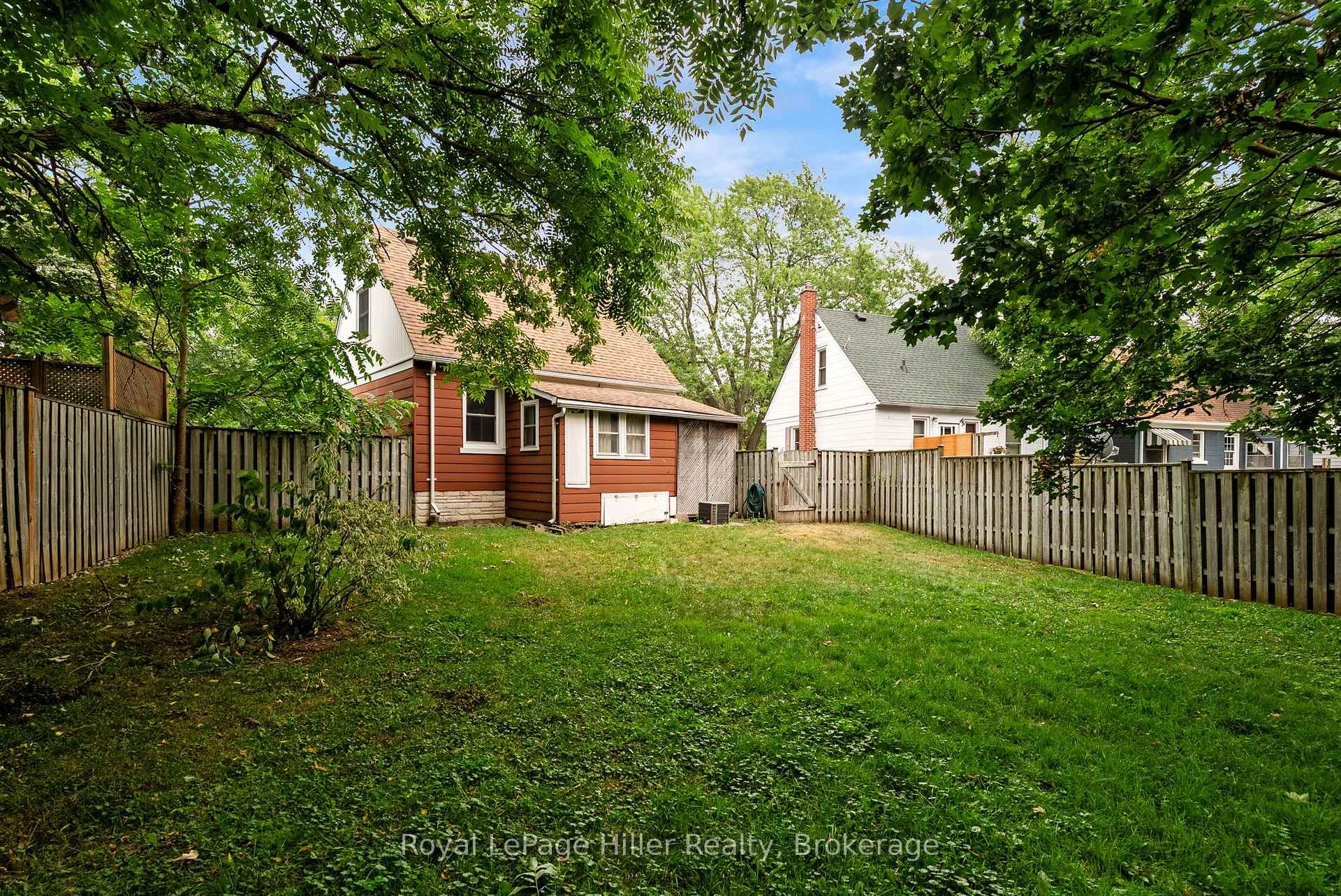 Photo 37 of 2 Somerset Street, Stratford — HOMEH