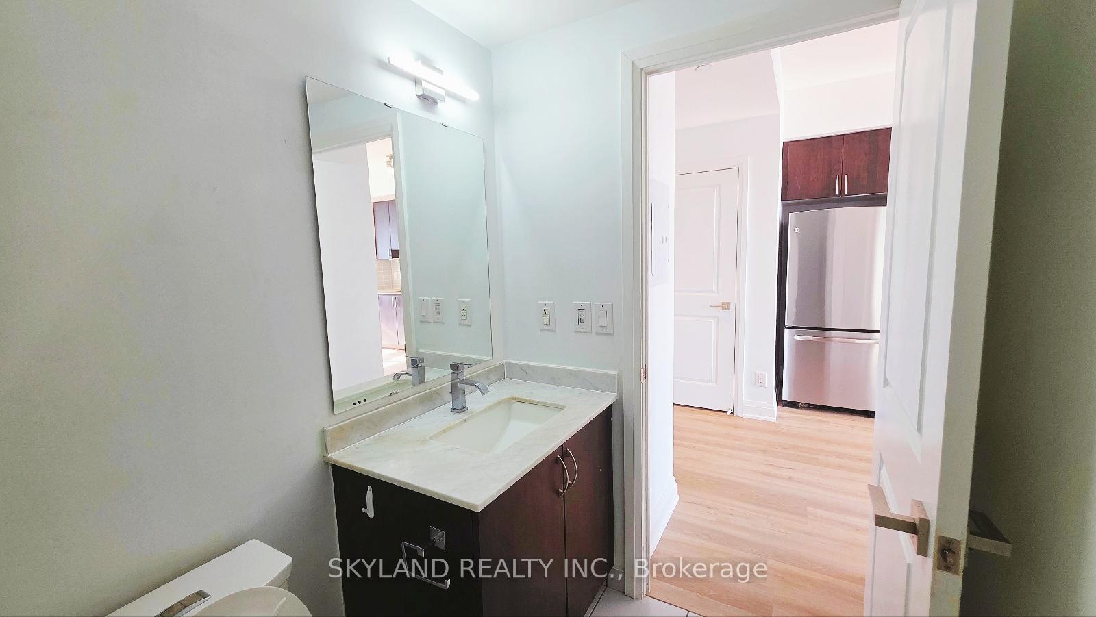 Photo 10 of Unit 412, 7171 Yonge Street, Markham, Grandview — HOMEH