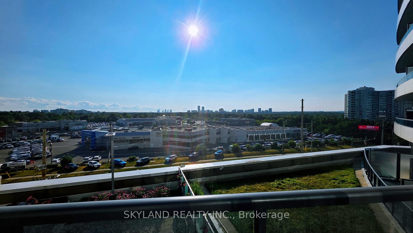Photo 11 of Unit 412, 7171 Yonge Street, Markham, Grandview — HOMEH