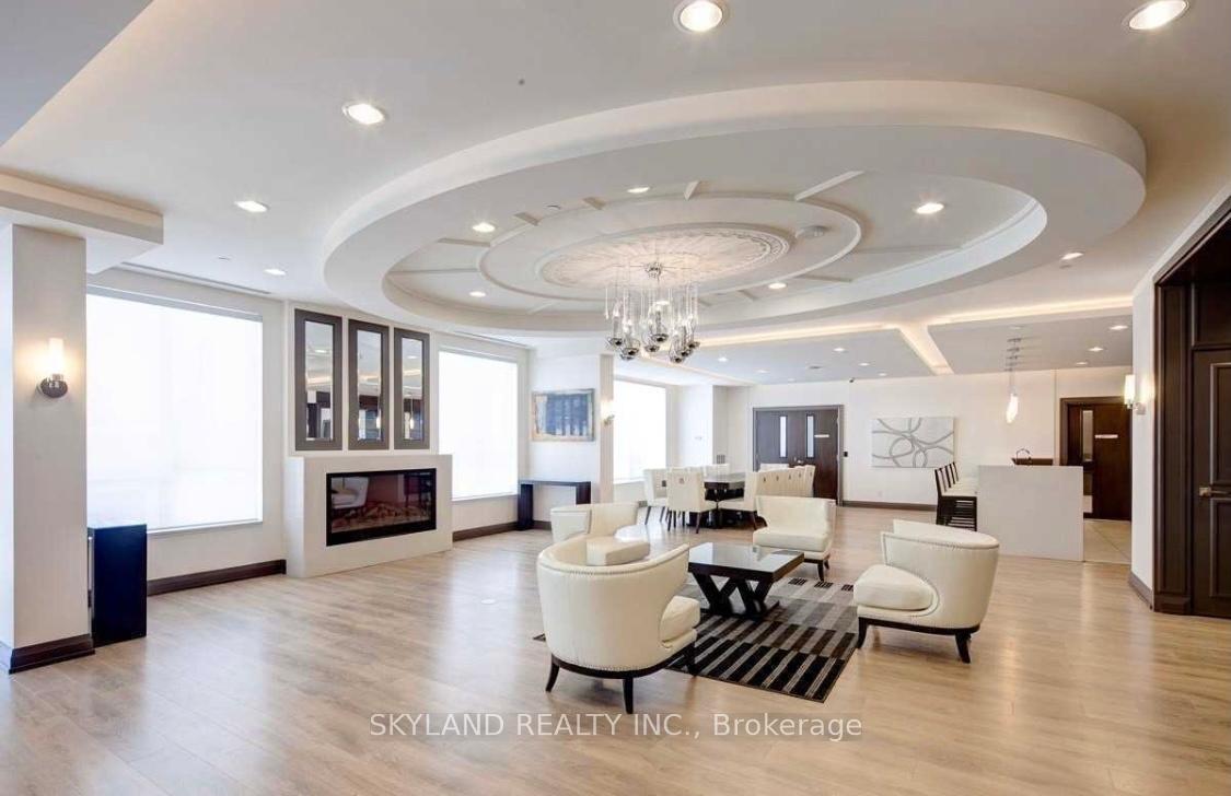 Photo 14 of Unit 412, 7171 Yonge Street, Markham, Grandview — HOMEH