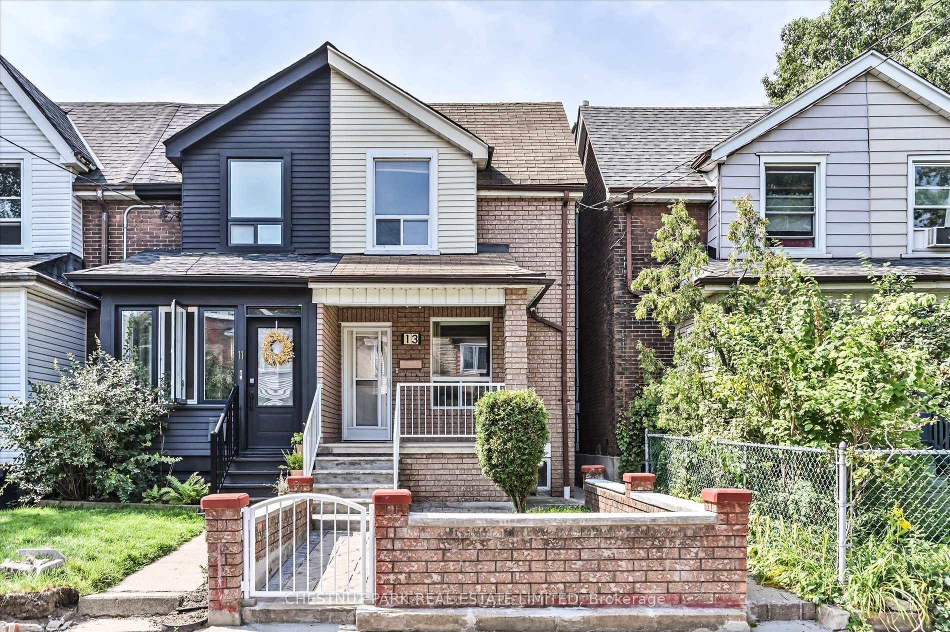 Front of Unit Upper, 13 Silver Avenue