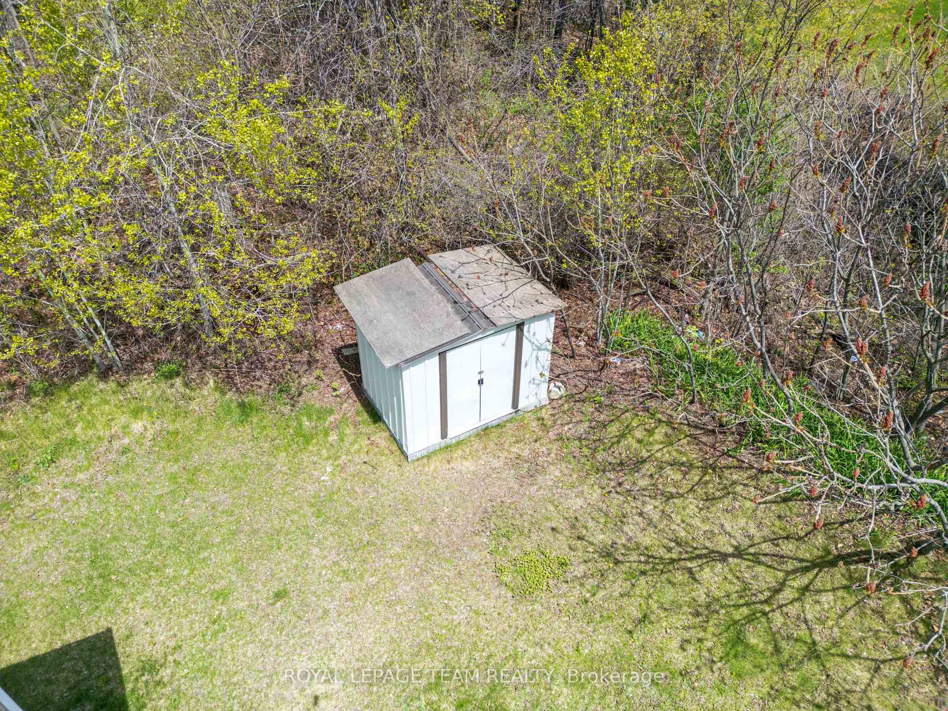 Photo 4 of 40 Timothy Drive, McNab/Braeside, Mcnab/Braeside Twps — HOMEH