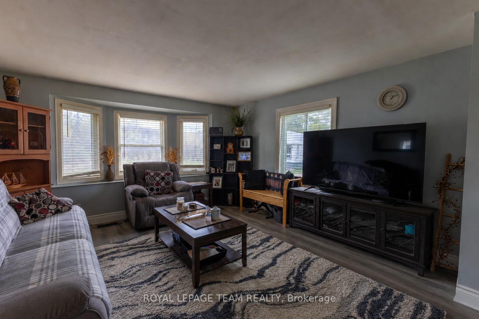 Photo 5 of 40 Timothy Drive, McNab/Braeside, Mcnab/Braeside Twps — HOMEH