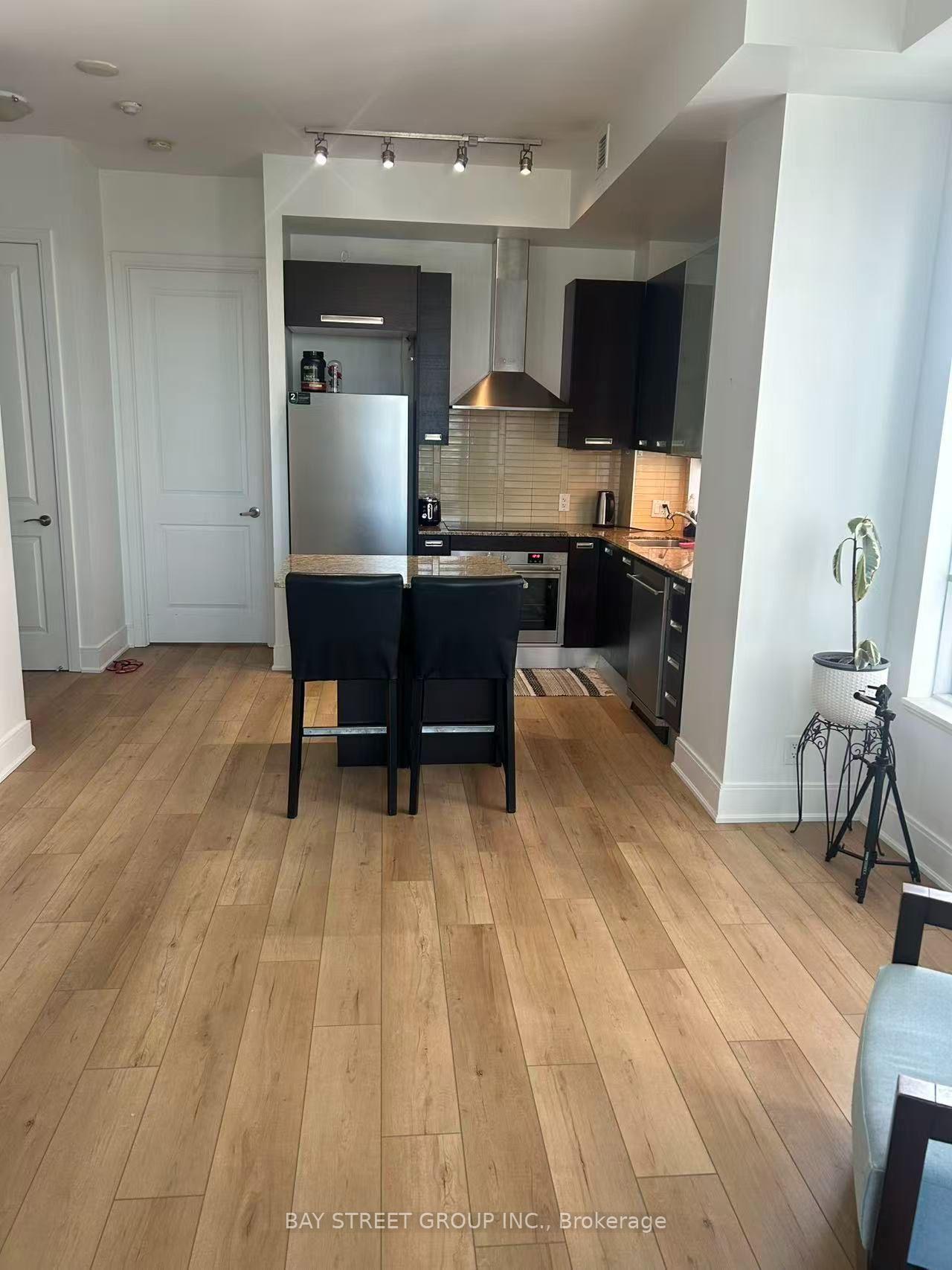 Photo 6 of Unit 2401, 21 Balmuto Street, Toronto, Bay Street Corridor — HOMEH