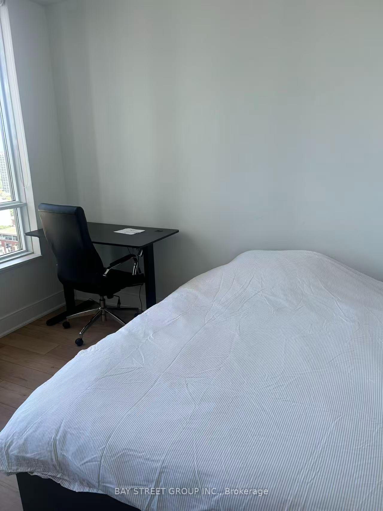 Photo 8 of Unit 2401, 21 Balmuto Street, Toronto, Bay Street Corridor — HOMEH