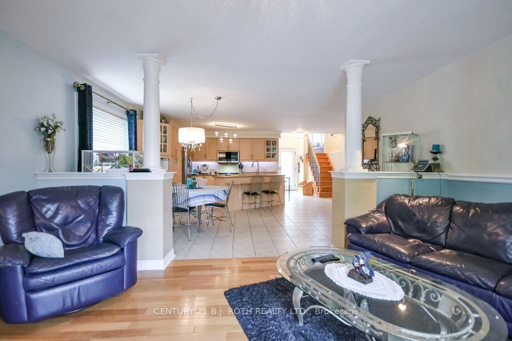 Photo 16 of 30 McAvoy Drive, Barrie, Edgehill Drive — HOMEH