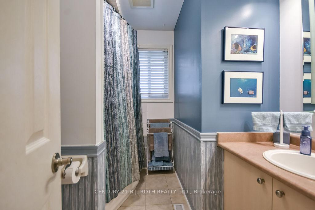 Photo 23 of 30 McAvoy Drive, Barrie, Edgehill Drive — HOMEH