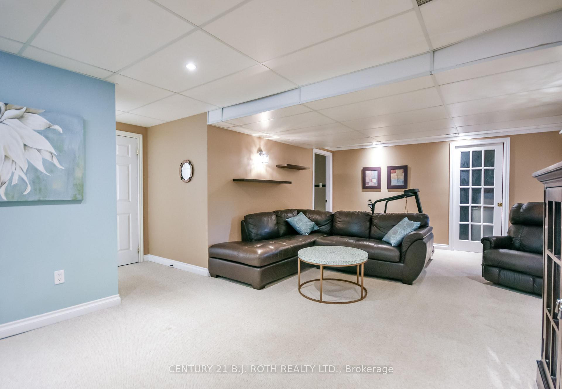 Photo 35 of 30 McAvoy Drive, Barrie, Edgehill Drive — HOMEH