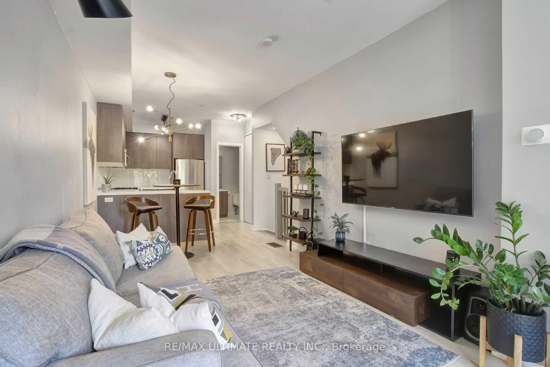 Photo 5 of Unit 30, 140 Broadview Avenue, Toronto, South Riverdale — HOMEH