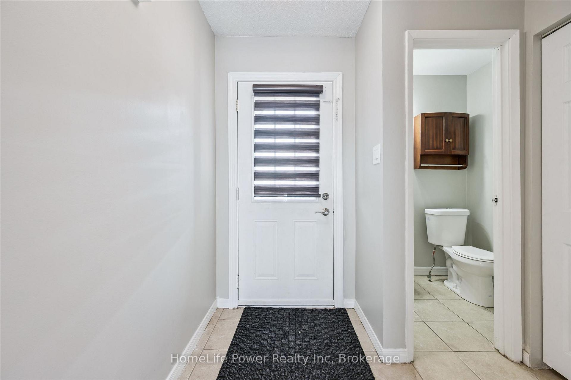 Photo 2 of Unit 239, 31 Greengate Road, Guelph, Junction/Onward Willow — HOMEH