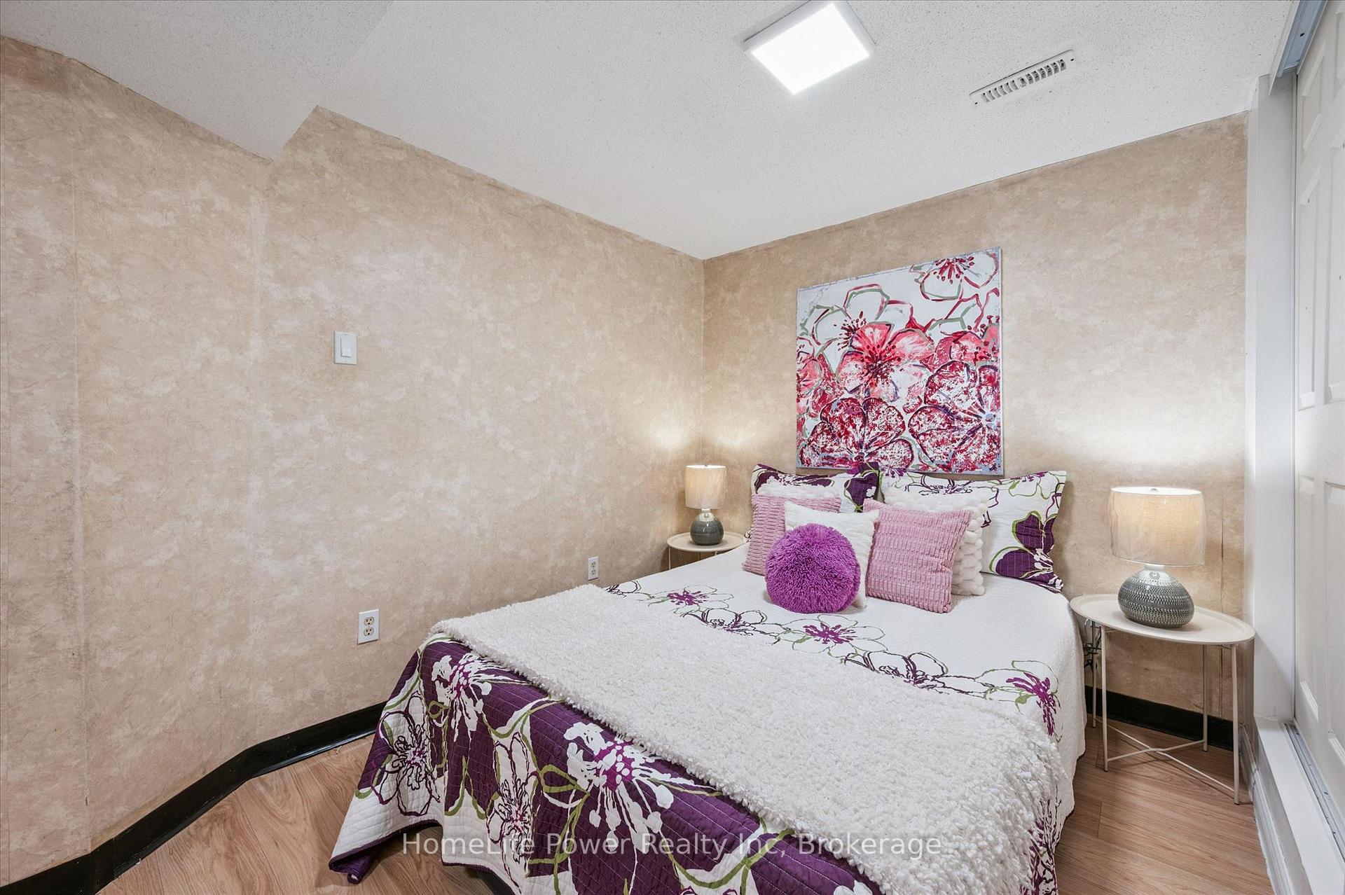 Photo 29 of Unit 239, 31 Greengate Road, Guelph, Junction/Onward Willow — HOMEH