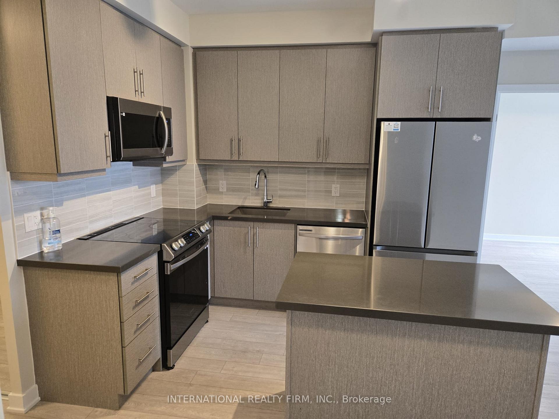 Photo 1 of Unit 1807, 95 Oneida Crescent, Richmond Hill, Langstaff — HOMEH