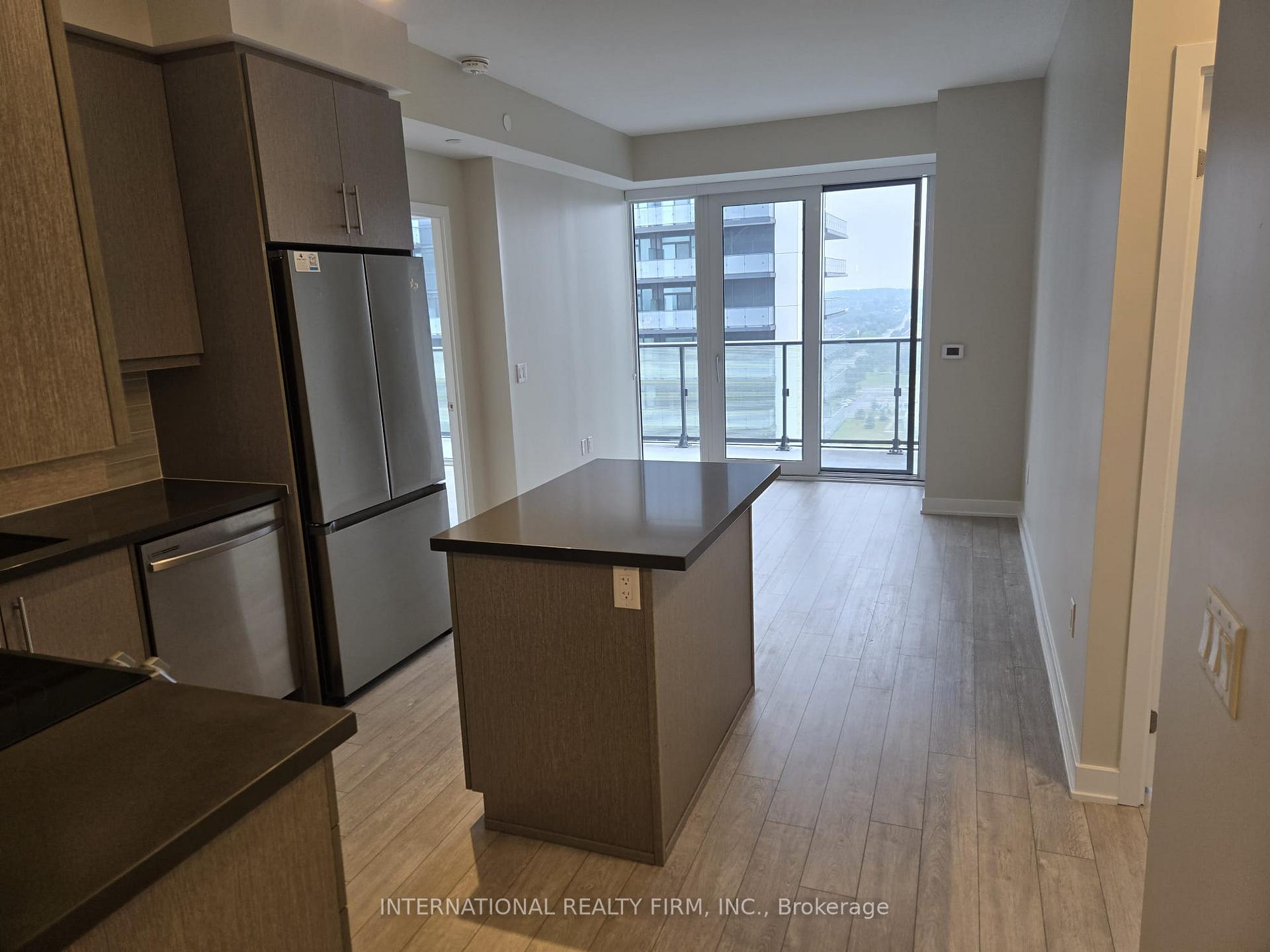 Photo 3 of Unit 1807, 95 Oneida Crescent, Richmond Hill, Langstaff — HOMEH