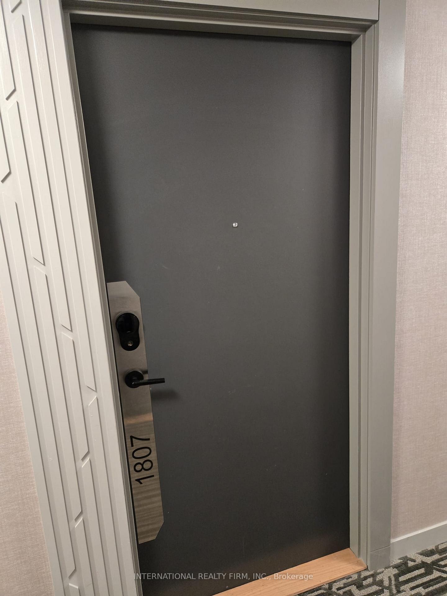 Photo 14 of Unit 1807, 95 Oneida Crescent, Richmond Hill, Langstaff — HOMEH