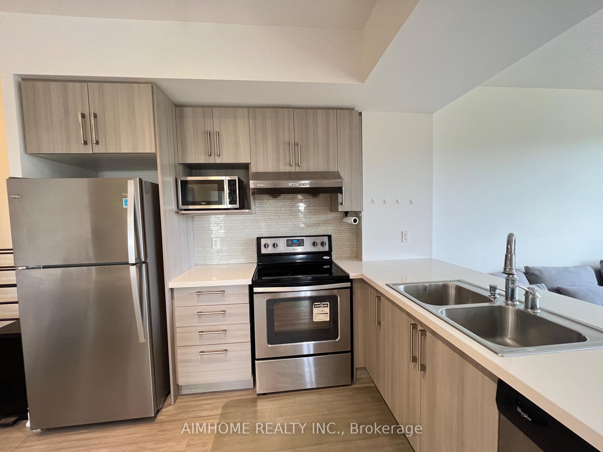 Photo 6 of Unit 608, 38 Cedarland Drive, Markham, Unionville — HOMEH
