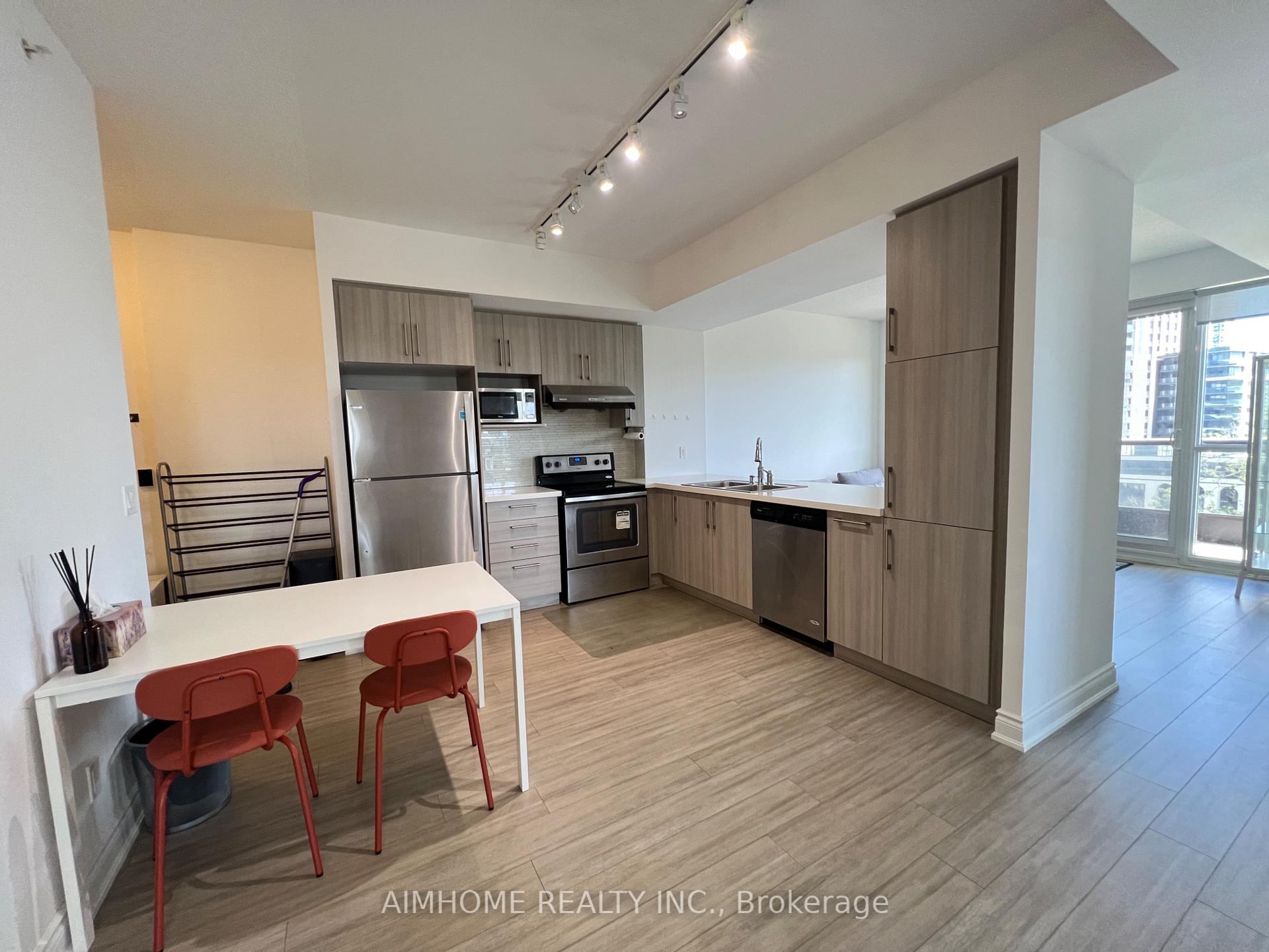 Photo 7 of Unit 608, 38 Cedarland Drive, Markham, Unionville — HOMEH