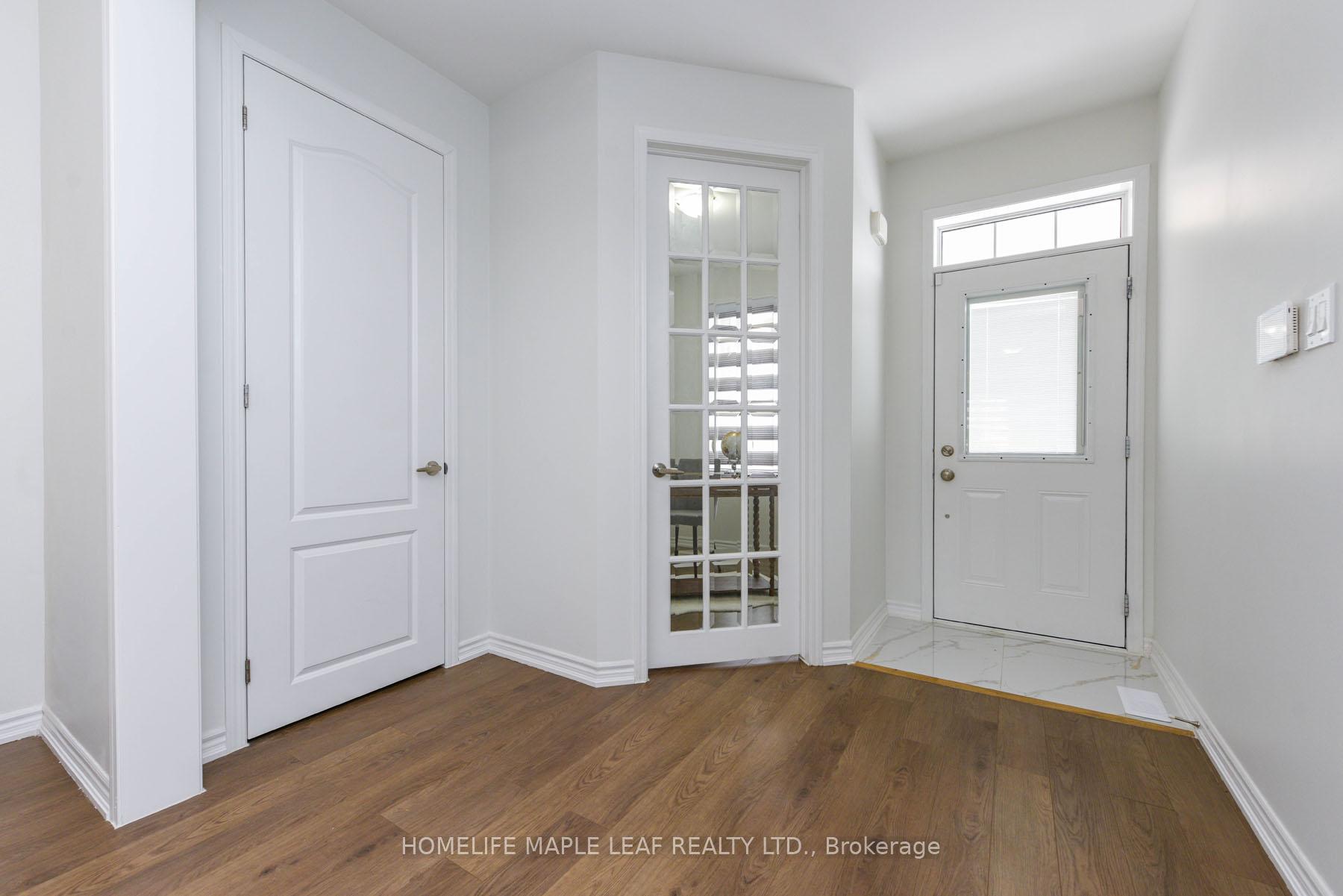 Photo 6 of 531 Edenbrook Hill Drive, Brampton, Northwest Brampton — HOMEH