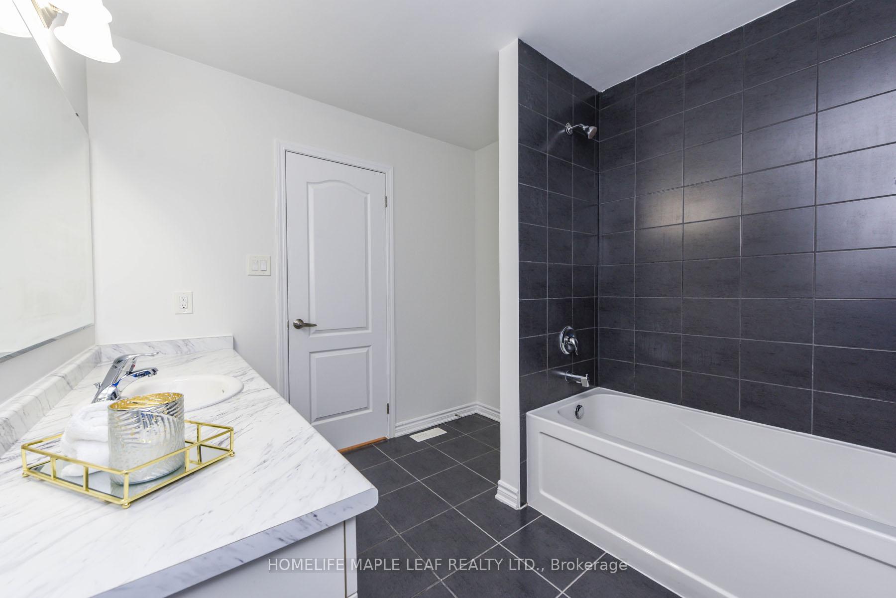 Photo 31 of 531 Edenbrook Hill Drive, Brampton, Northwest Brampton — HOMEH