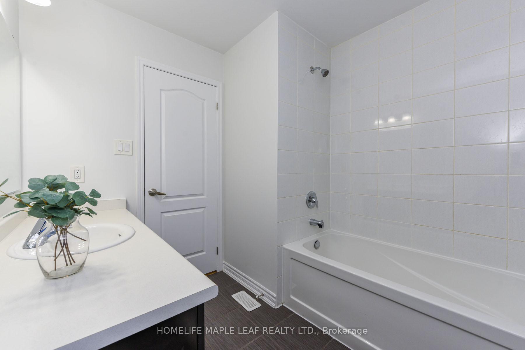 Photo 34 of 531 Edenbrook Hill Drive, Brampton, Northwest Brampton — HOMEH