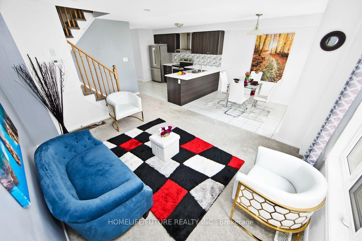 Photo 4 of 33 Cole Crescent, Brantford, Empire South — HOMEH