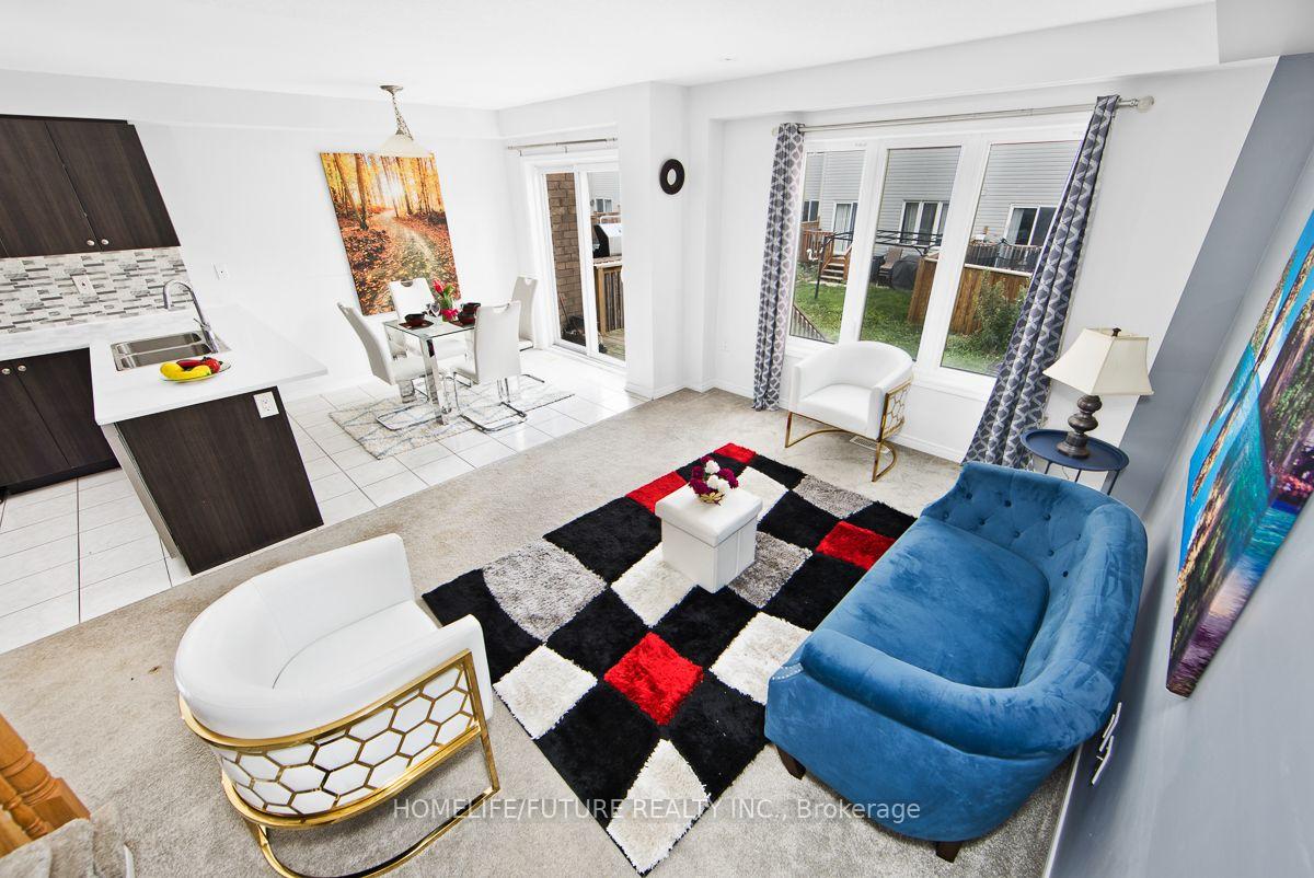 Photo 5 of 33 Cole Crescent, Brantford, Empire South — HOMEH