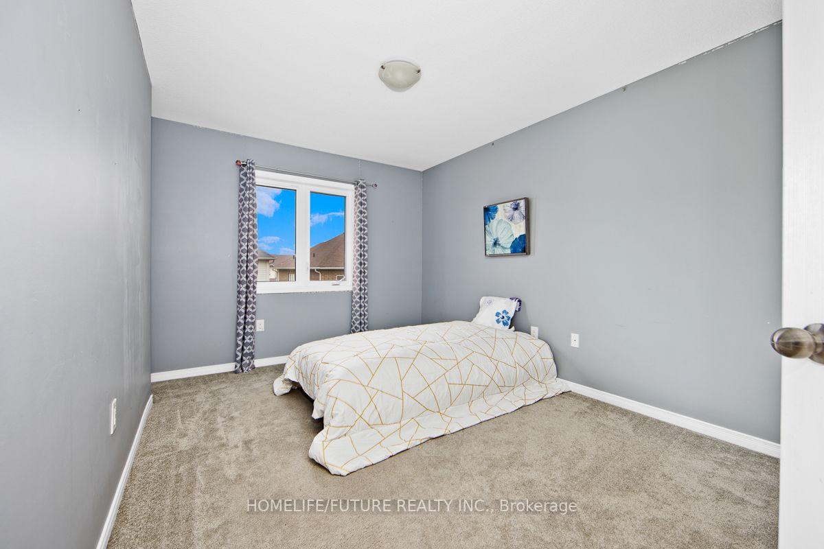 Photo 14 of 33 Cole Crescent, Brantford, Empire South — HOMEH