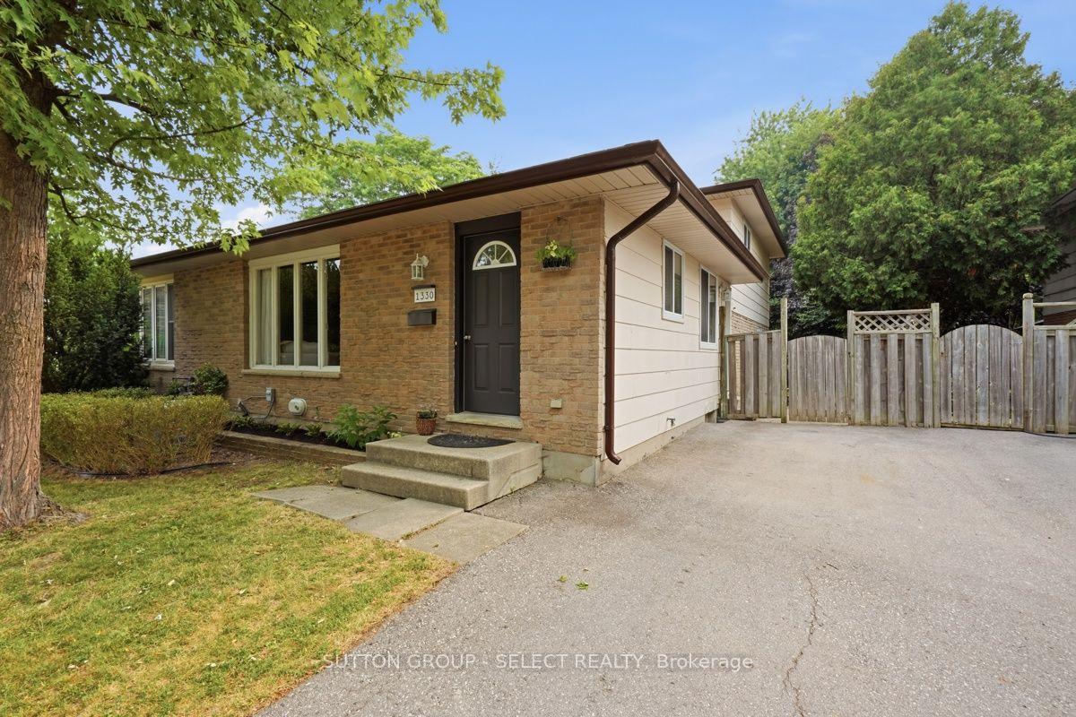 Photo 1 of 1330 Blanchard Road, London, North I — HOMEH